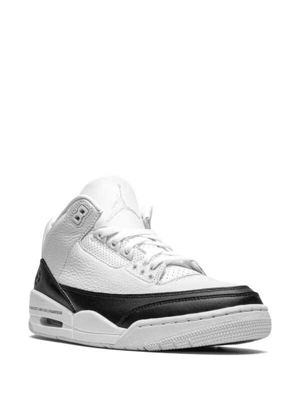 15816308_29860806_1000_94c56ccc-7379-450d-8f76-ec02f4841d04-1.jpg Jordan Air Jordan 3 Retro "Fragment" sneakers