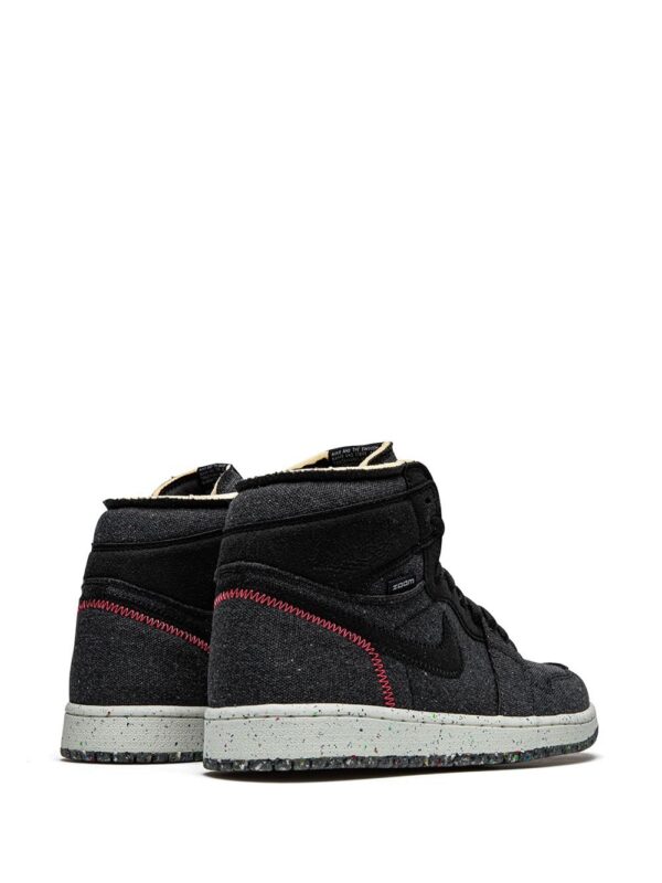 15816315_30243186_1000-1.jpg Jordan Air Jordan 1 High Zoom "Space Hippie" sneakers