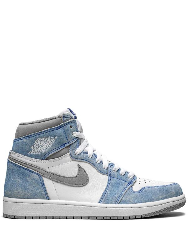 15819563_32921118_1000.jpg Jordan Air Jordan 1 Retro High "Hyper Royal" sneakers