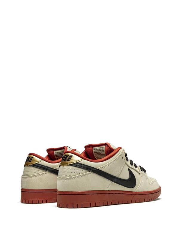 15871481_29196410_1000-1.jpg Nike SB Dunk Low sneakers