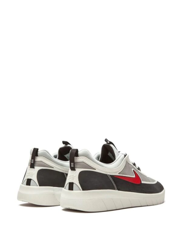 15927075_40964632_1000-1.jpg Nike Nyjah Free 2.0 SB sneakers "Spiridon"