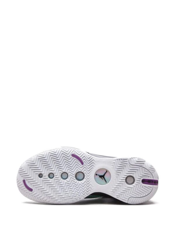 15946275_38562356_1000-1.jpg Jordan Air Jordan 34 sneakers