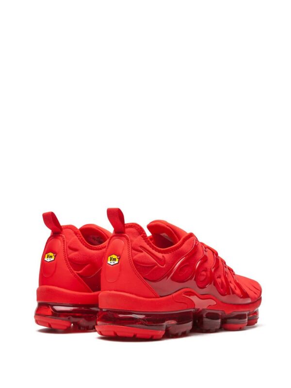15948657_33222940_1000.jpg Nike Air VaporMax Plus sneakers