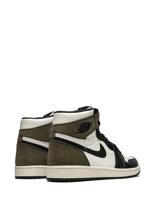 15957861_30145314_1000.jpg Jordan Air Jordan 1 Retro "Dark Mocha" sneakers