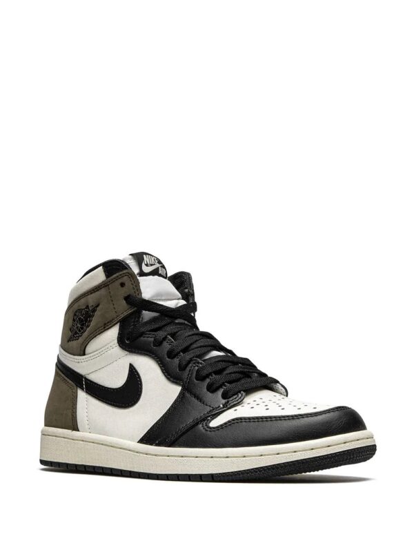 15957861_30146344_1000.jpg Jordan Air Jordan 1 Retro "Dark Mocha" sneakers