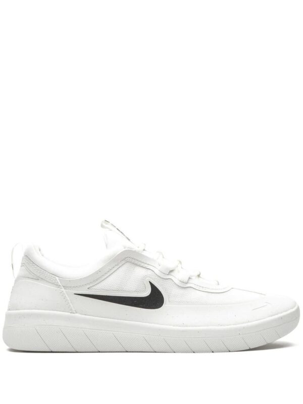 16124094_40800697_1000-1.jpg Nike SB Nyjah Free 2.0 sneakers