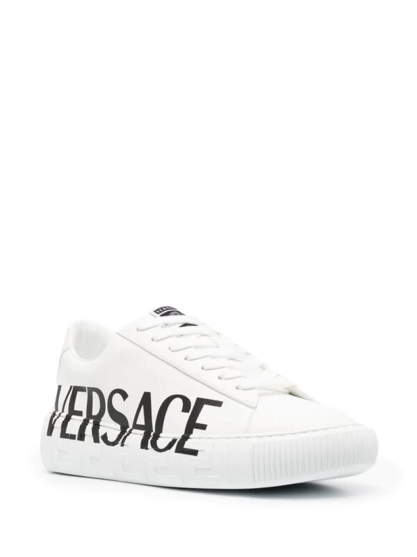 16260082_32342181_1000.jpg Versace Greca logo-print low-top sneakers