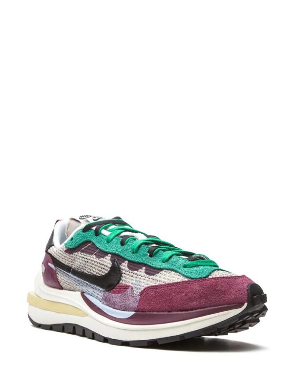 16271214_31106246_1000-1.jpg Nike VaporWaffle sneakers