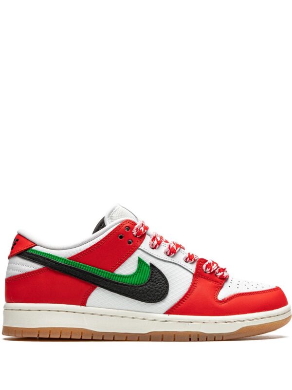 Nike  SB Dunk Low Pro QS sneakers