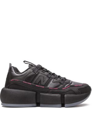 16363166_31486959_1000_440f86f4-f924-4cdb-b234-5638f4dddedc-1.jpg New Balance Vision Racer sneakers