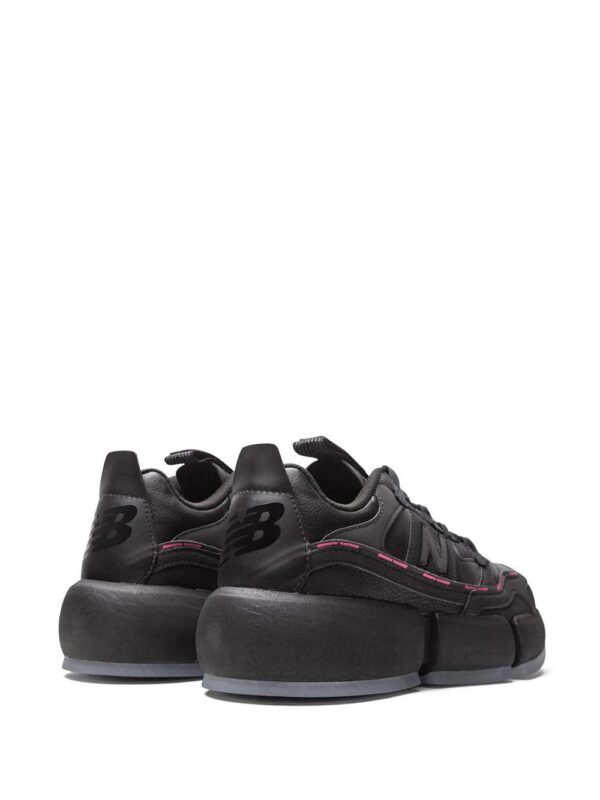 16363166_31495314_1000_21849fe2-30cc-4c72-b57f-6748f38d6f55-1.jpg New Balance Vision Racer sneakers