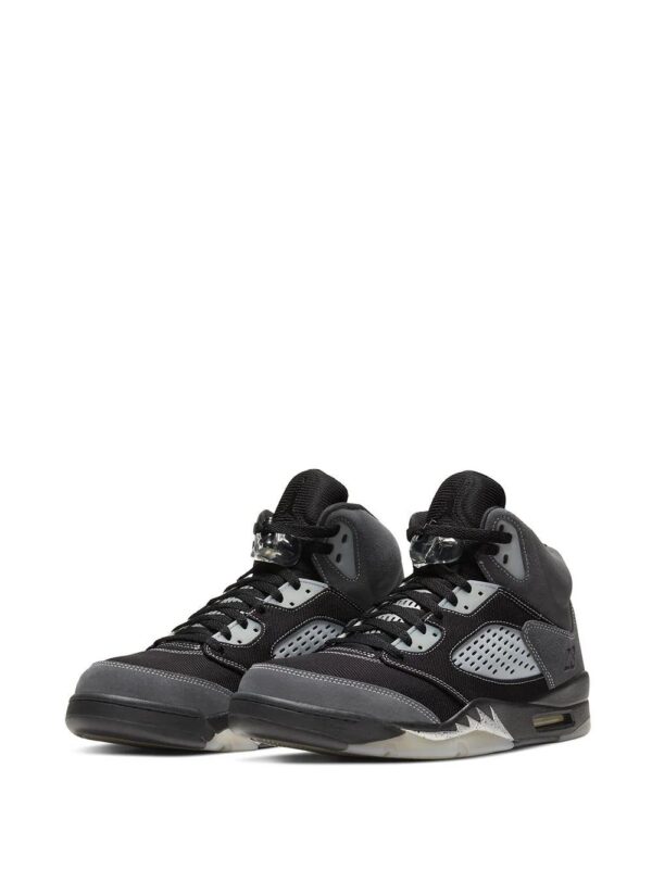 16393297_31783844_1000-1.jpg Jordan Air Jordan 5 Retro sneakers