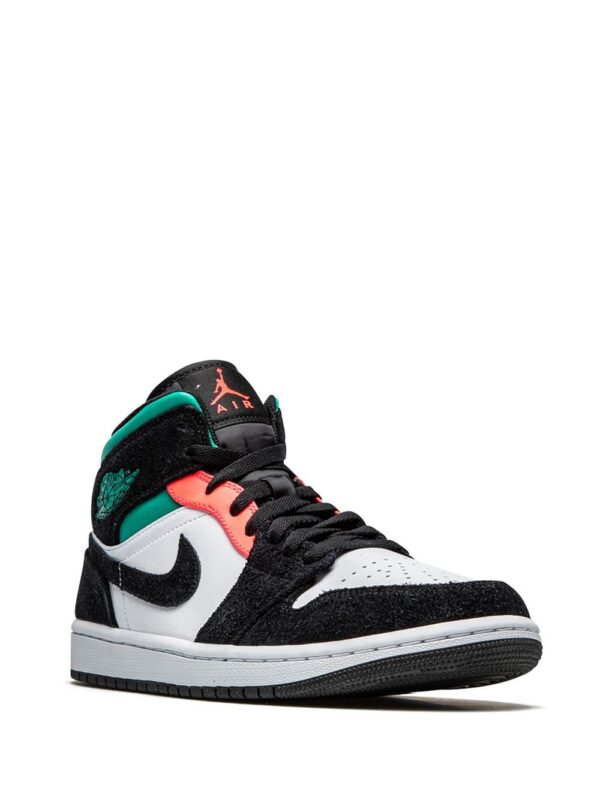 16394583_31632112_1000_68cb2d0a-dfe5-4738-9045-98773f229235-1.jpg Jordan Air Jordan 1 Mid SE