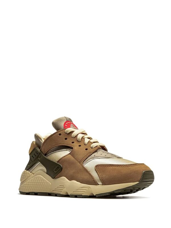 16476592_31821951_1000-1.jpg Nike x Stussy Air Huarache "Desert Oak" sneakers