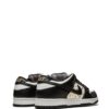 16569192_32548521_1000-1.jpg Nike SB Dunk Low sneakers