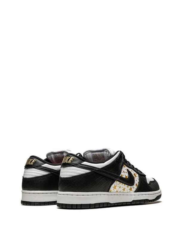 16569192_32548521_1000-1.jpg Nike SB Dunk Low sneakers