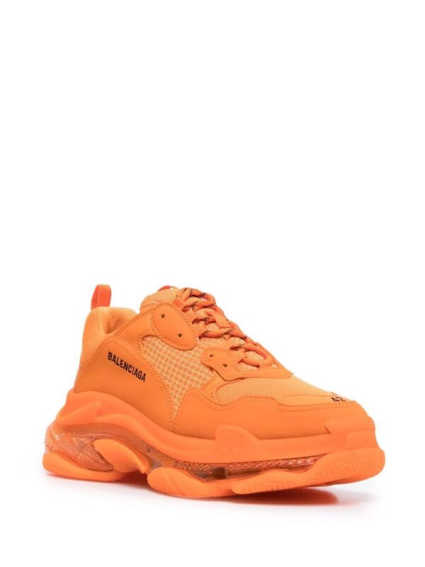 16580885_35975901_1000-1.jpg Balenciaga Triple S transparent-sole sneakers