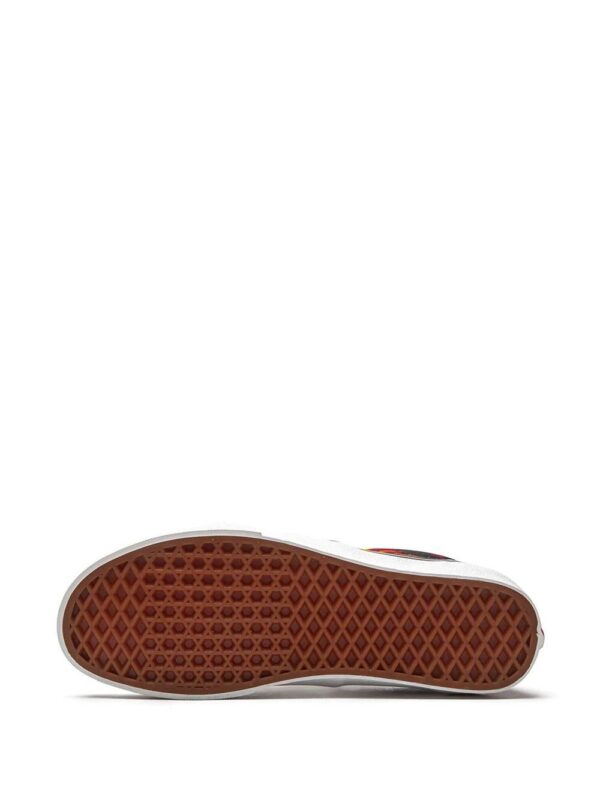 16674801_32669509_1000.jpg Vans Era flame low-top sneakers