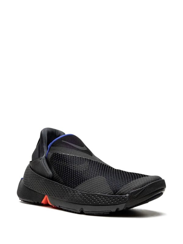 16675250_40804301_1000-1.jpg Nike Go Flyease slip-on sneakers