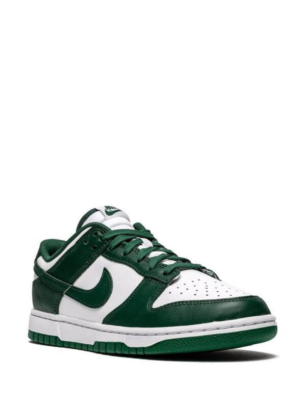 16717215_38717800_1000.jpg Nike Dunk Low sneakers