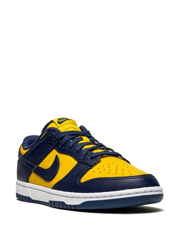16717217_33840243_1000-1.jpg Nike Dunk Low sneakers
