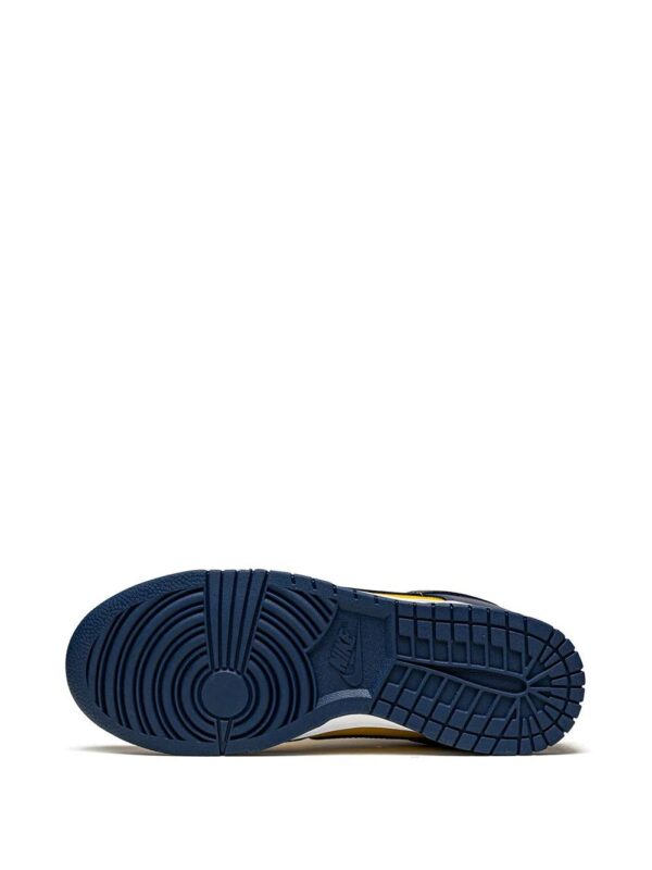 16717217_33840247_1000-1.jpg Nike Dunk Low sneakers