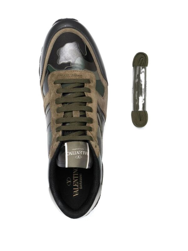 16746619_33375664_1000.jpg Valentino Garavani Rockrunner camouflage-print sneakers