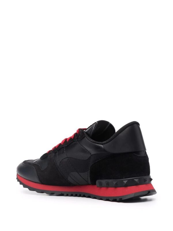 16746620_33273914_1000.jpg Valentino Garavani Rockrunner low-top sneakers