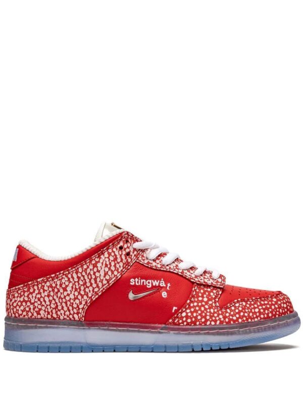 16827535_35837143_1000-1.jpg Nike x Stingwater Magic Mushroom SB Dunk Low sneakers
