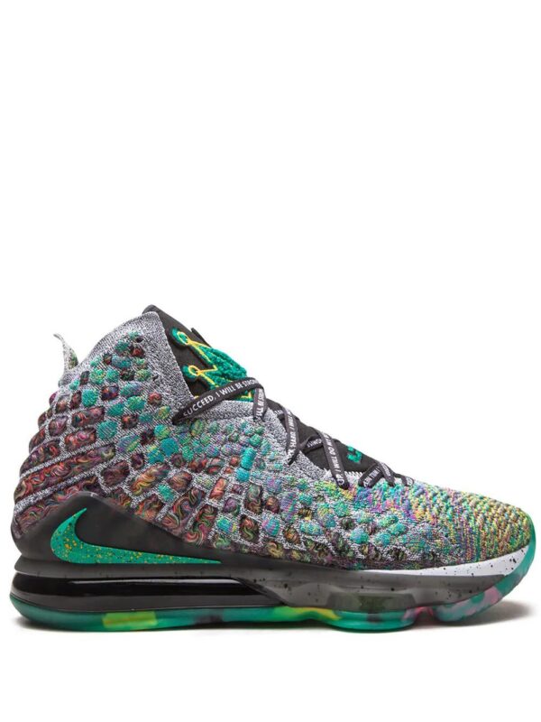 16849149_33508647_1000-1.jpg Nike Lebron 17 high-top sneakers