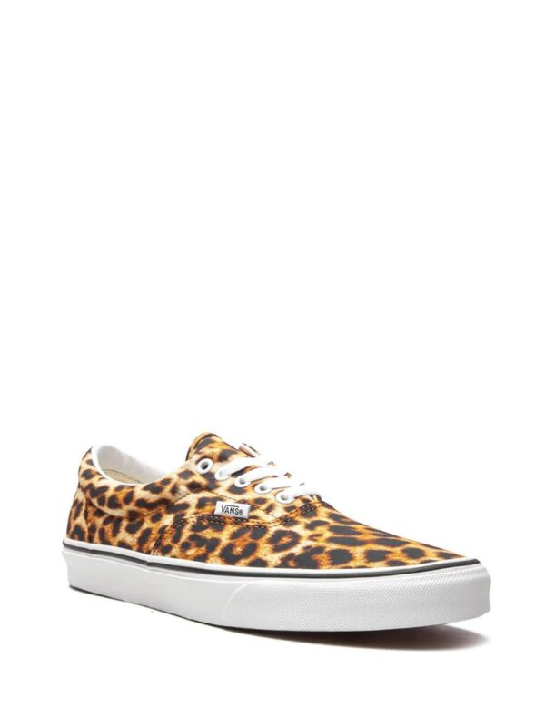 16849160_33507672_1000.jpg Vans Era leopard low-top sneakers