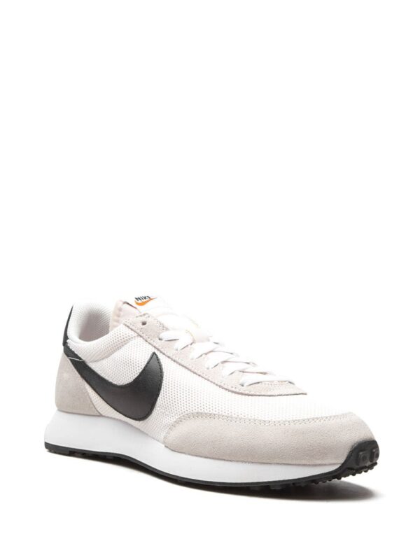 16868991_33531457_1000-1.jpg Nike Tailwind 79 low-top sneakers
