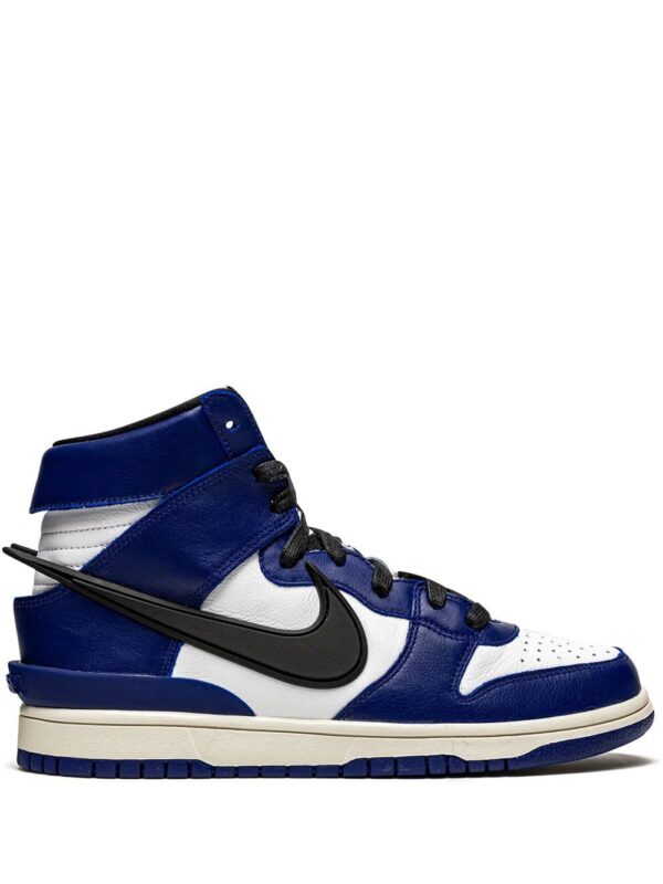 16887238_33826484_1000-1.jpg Nike x AMBUSH Dunk High SP sneakers