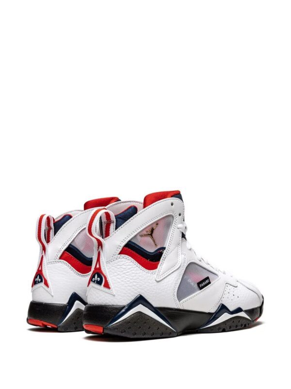 16894069_35810218_1000-1.jpg Jordan x Paris Saint Germain Air Jordan 7 sneakers "PSG"
