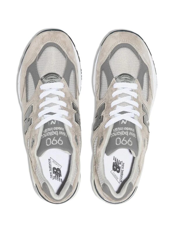 16896412_38238304_1000.jpg New Balance Made in USA 990 low-top lace-up sneakers