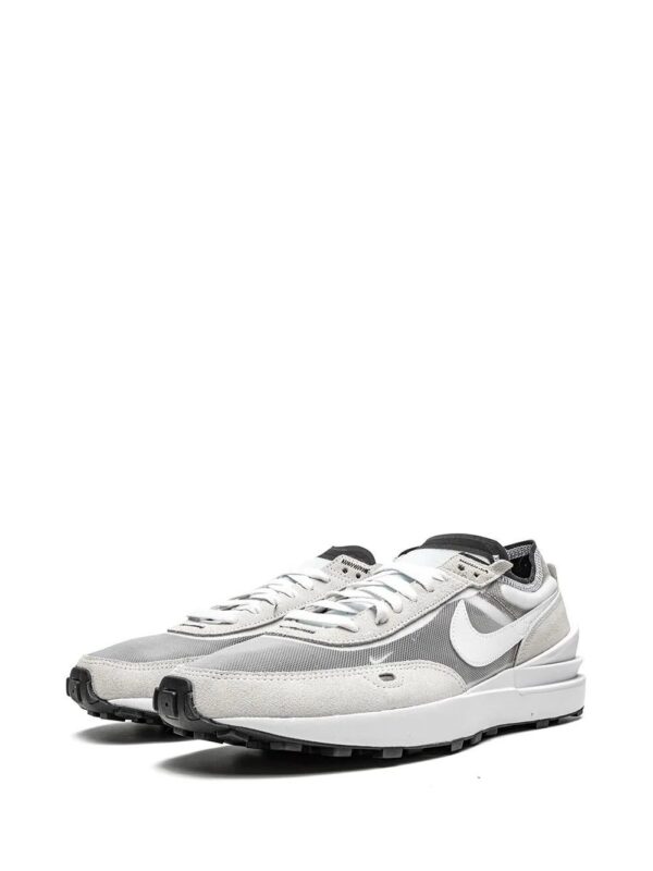 16959802_33961286_1000_47bc56b0-7bb0-4d14-ab49-de6e3fe411bf-1.jpg Nike Waffle One sneakers