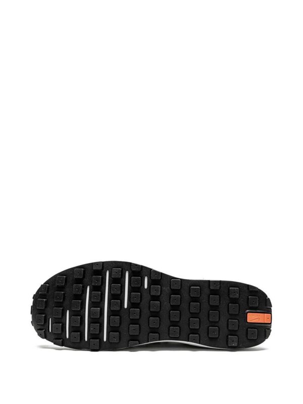 16959802_33963053_1000.jpg Nike Waffle One sneakers