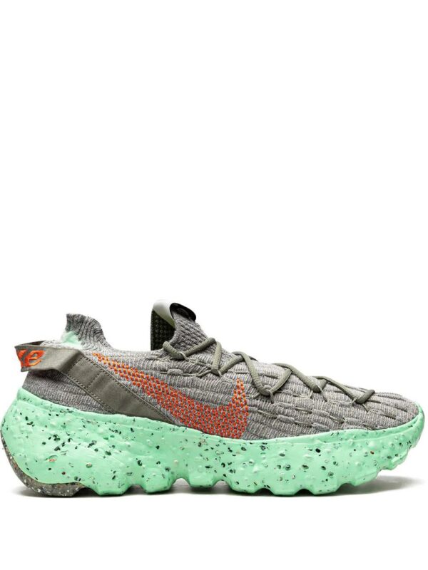 17023830_34128389_1000-1.jpg Nike Space Hippie 04 "Green Glow" sneakers