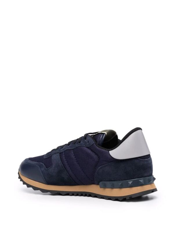 17052916_34167250_1000.jpg Valentino Garavani Rockrunner low-top sneakers