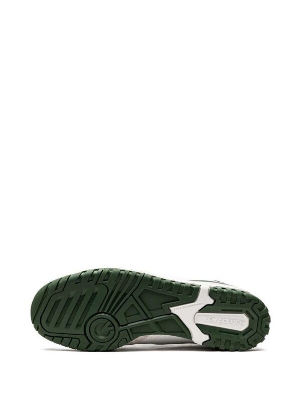 17089592_34723810_1000.jpg New Balance 550 low-top sneakers