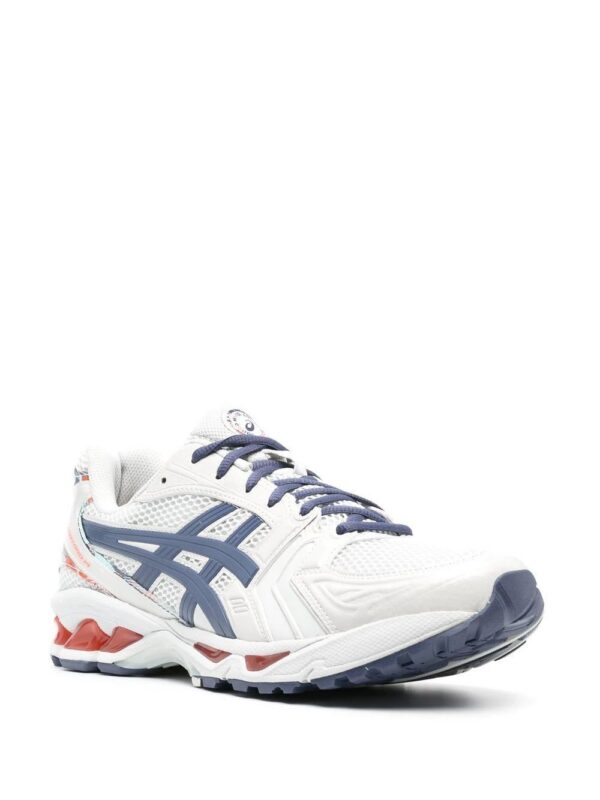17101171_42468701_1000.jpg Asics Gel-Kayano low-top sneakers
