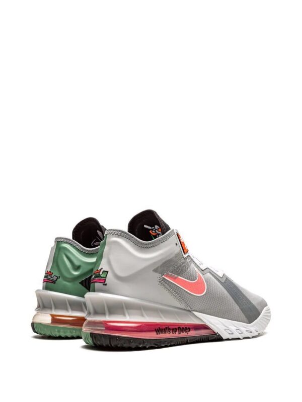 17139864_34949925_1000-1.jpg Nike x Space Jam LeBron XVIII Low sneakers