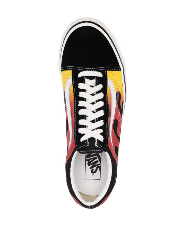 17145356_34819863_1000.jpg Vans Old Skool DX sneakers