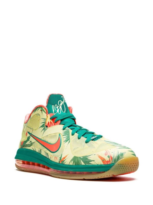 17240763_35304267_1000.jpg Nike Lebron 9 Low sneakers