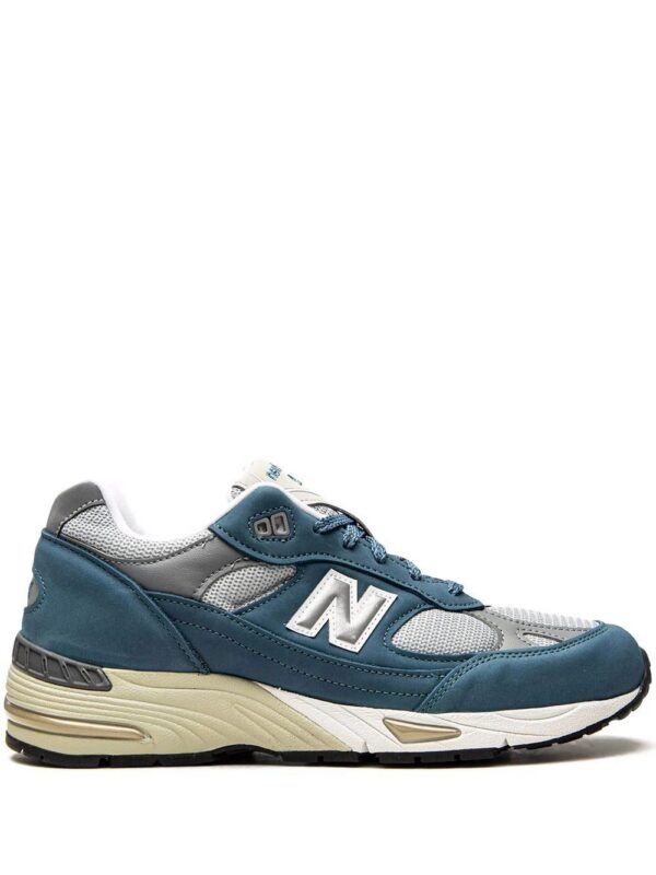 17283774_35411865_1000-1.jpg New Balance M991BSG low-top sneakers