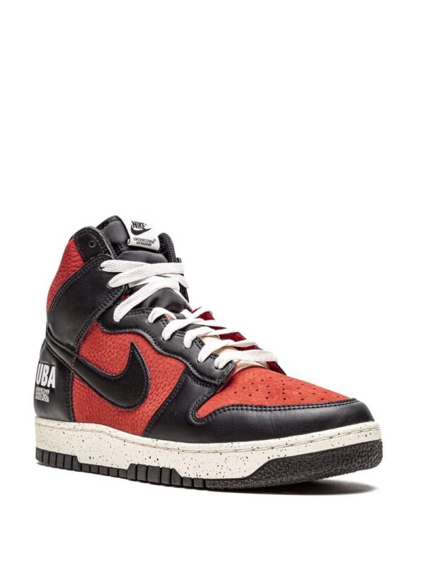 17300302_35739823_1000-1.jpg Nike x Undercover Dunk High 1985 "UBA" sneakers