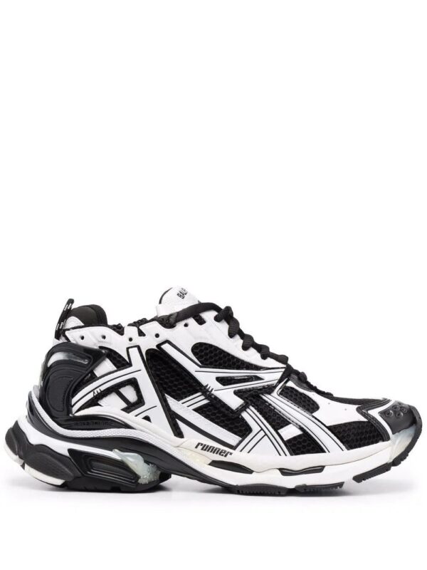 17334623_37524475_1000-1.jpg Balenciaga Runner two-tone sneakers