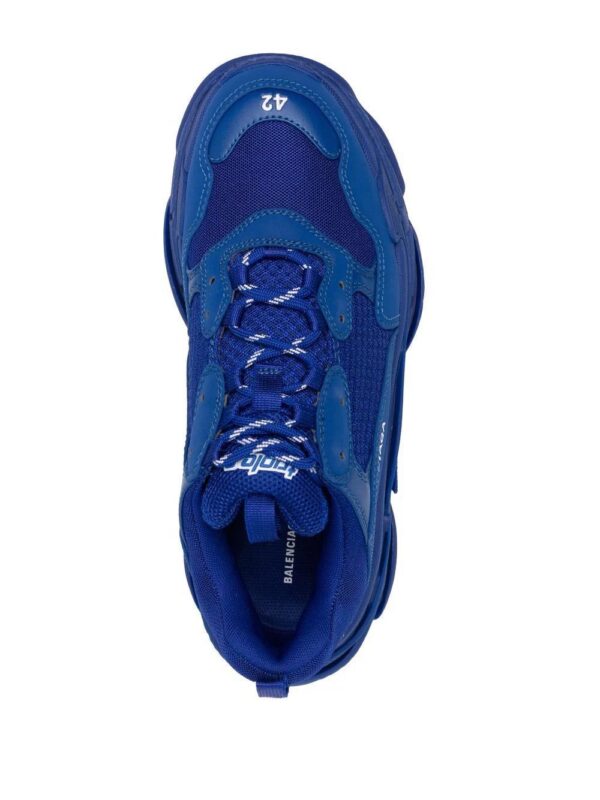17334632_36995670_1000-1.jpg Balenciaga Triple S low-top sneakers