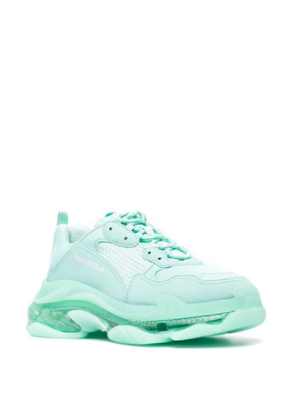 17337020_36596950_1000-1.jpg Balenciaga Triple S transparent-sole sneakers