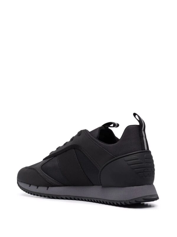 17367428_35912972_1000.jpg Emporio Armani logo-print low-top sneakers